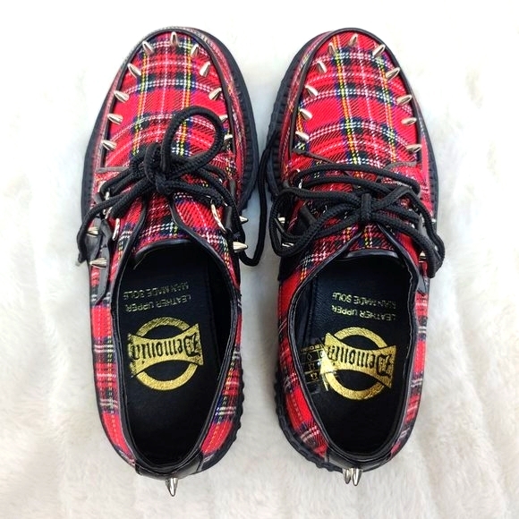Demonia Red Plaid Platform Creeper w/ Cone Spikes - Picture 8 of 10